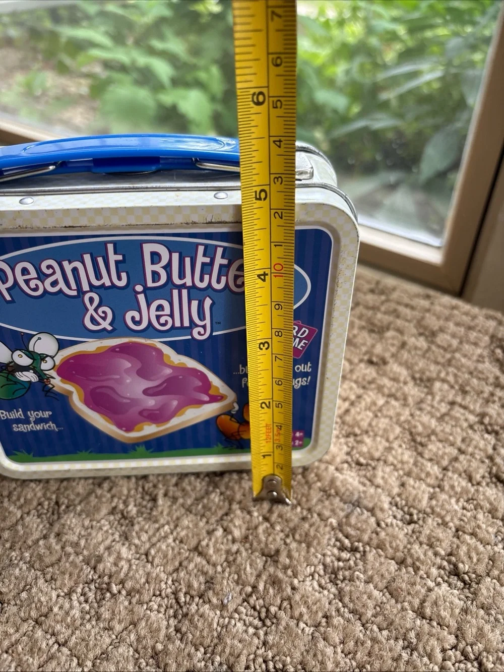 Peanut Butter & Jelly Card Game Tin - closes well but missing closure on case